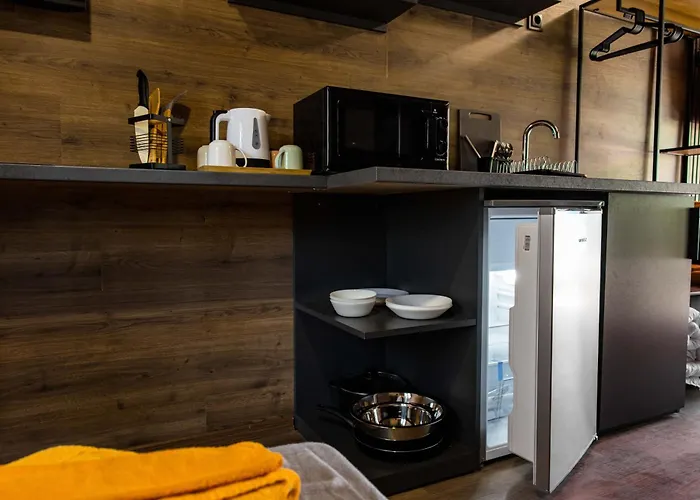 Albatross Family Nest Breeze Campsite